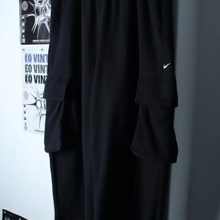 [BUNJANG] Nike Training Cargo Pants XL-2XL Black / (XL-2XL) 나이키 트레이닝복 바지 빅사이즈 카고 블랙-2622