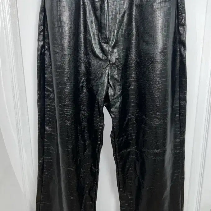 [BUNJANG] Alligator Pattern Leather Pants / 악어패턴 레더팬츠