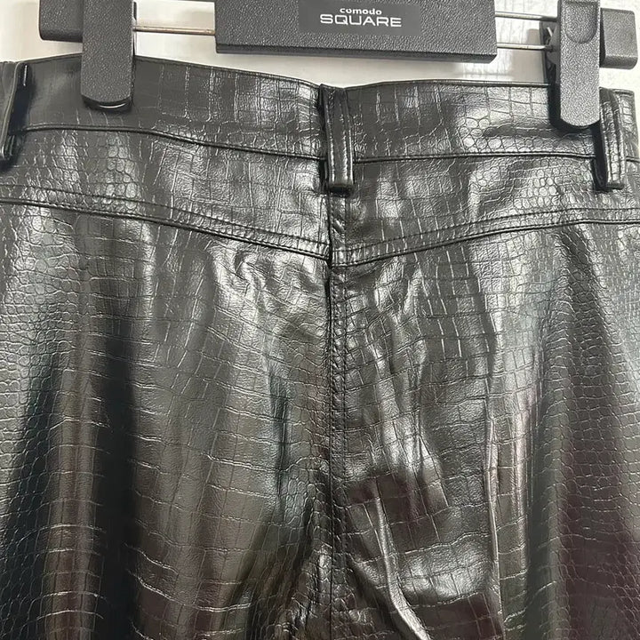 [BUNJANG] Alligator Pattern Leather Pants / 악어패턴 레더팬츠