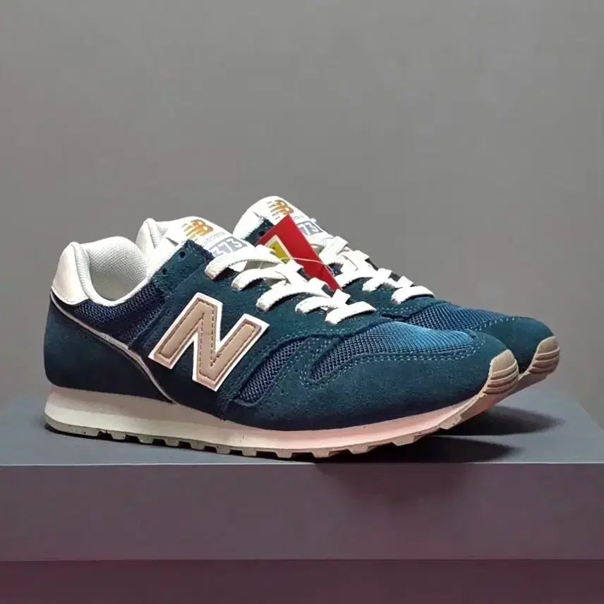 [BUNJANG] New Balance 373 Sneakers Green 240 / 뉴발란스 373 운동화 240 [새상품]