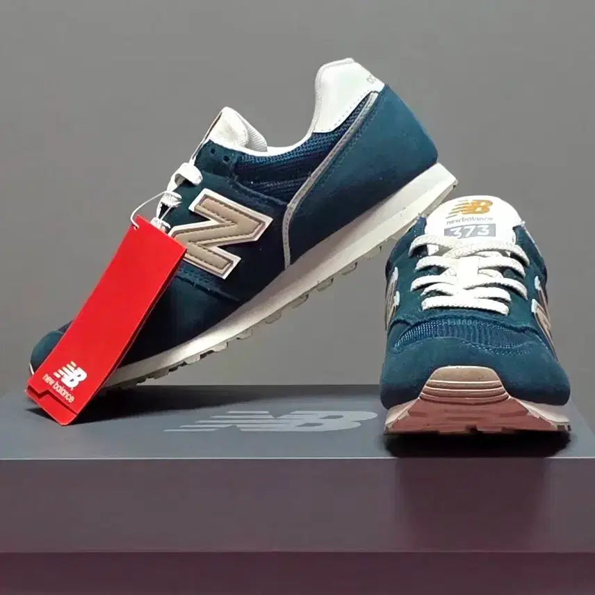 [BUNJANG] New Balance 373 Sneakers Green 240 / 뉴발란스 373 운동화 240 [새상품]