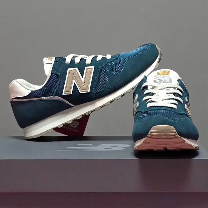 [BUNJANG] New Balance 373 Sneakers Green 240 / 뉴발란스 373 운동화 240 [새상품]