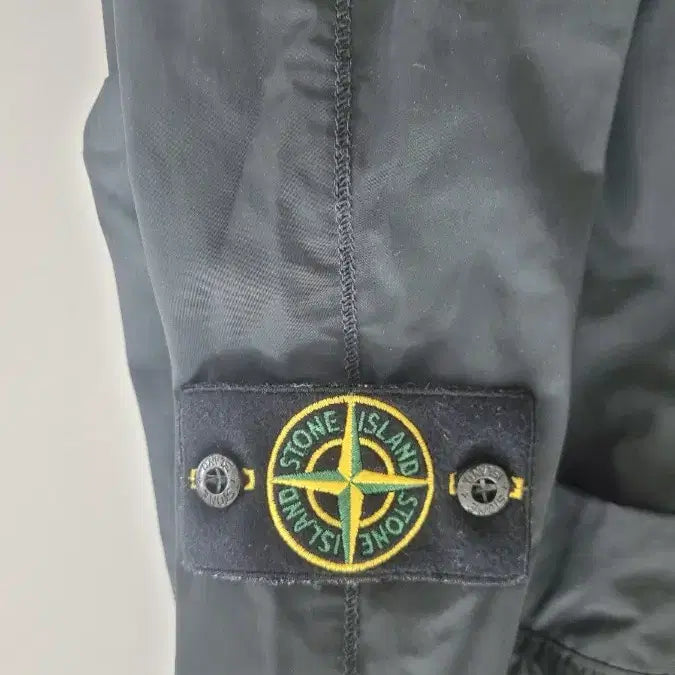 [BUNJANG] Stone Island Black Micro reps Windbreaker Jacket / 스톤아일랜드 블랙 마이크로 랩스 바람막이 자켓