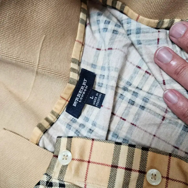 [SOLD OUT] 버버리 노바체크 반팔 카라티 L