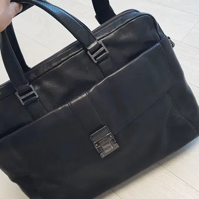 [BUNJANG] Tumi Beacon Hill Leather 2-Way Briefcase Bag / TUMI 투미 정품 비콘힐 레더 투웨이 브리프백 가방