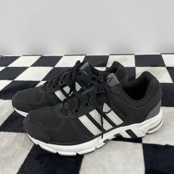 [BUNJANG] Adidas Equipment 10 Running Shoes 240mm / 484) 아디다스 이큅먼트10 런닝화 240mm