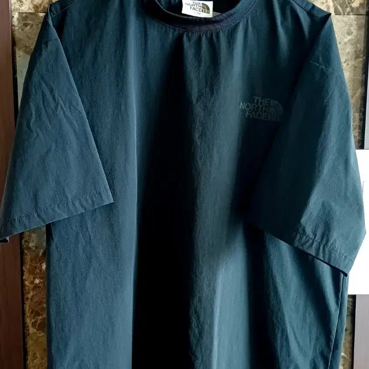 [BUNJANG] The North Face Short Sleeve T-Shirt Black / 노스페이스 반팔 티셔츠 블랙