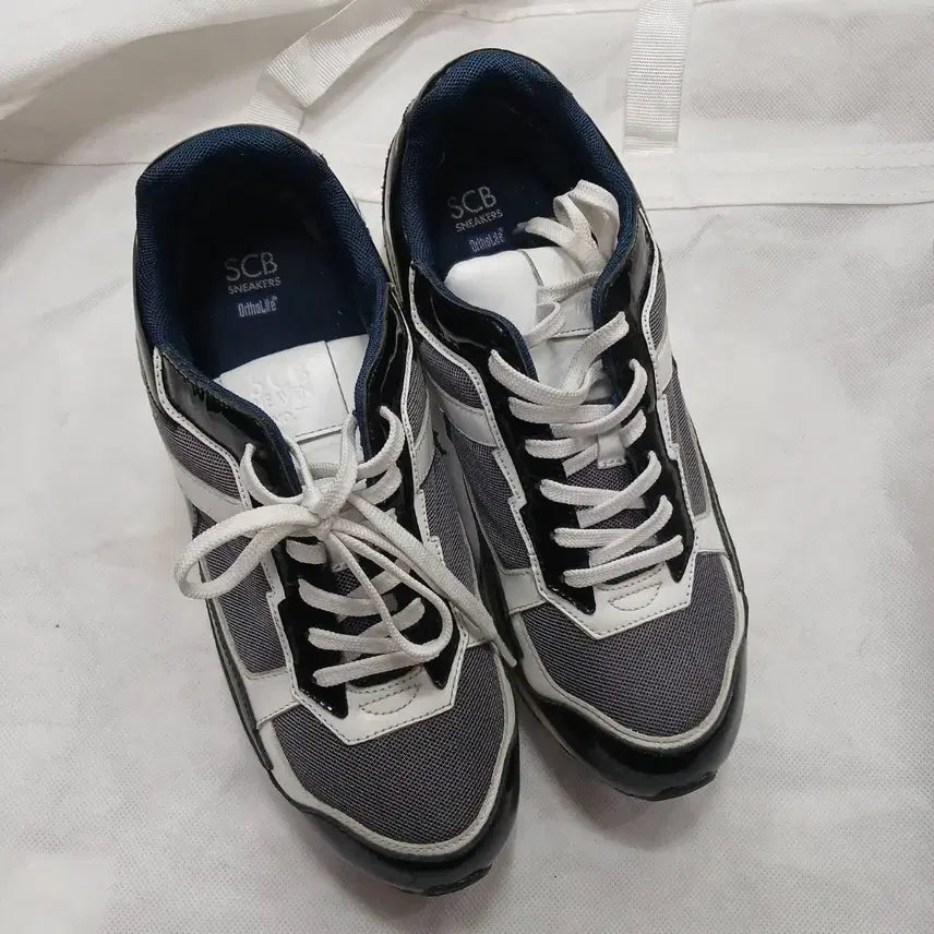 [BUNJANG] SUECOMMA BONNIE Heaven Sneakers (260mm) / 슈콤마보니 헤븐 스니커즈260  굽5