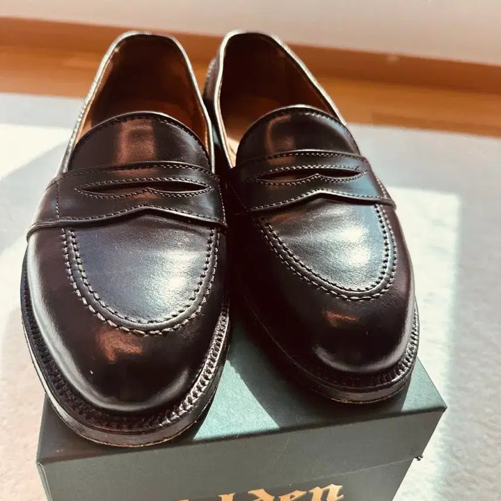 [SOLD OUT] 알든 684 컬러8 코도반 풀스트랩 로퍼 7.5D / 팔러 구매 / 박스