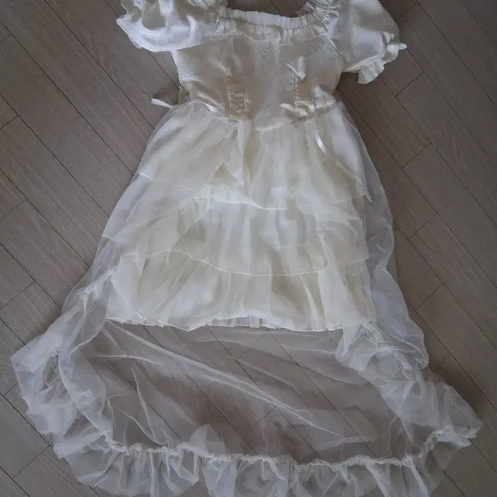 [BUNJANG] M Size Graduation Dress with Veil / 졸업사진