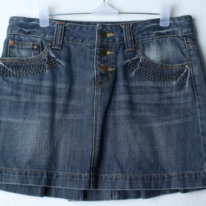 [BUNJANG] W(L) Denim Skirt Y2K Amekaji Leather Tab / W(L) 리 스커트 치마 데님 청 Y2K 아메카지 가죽탭-262D