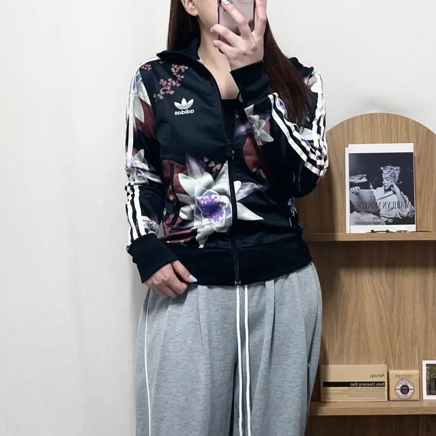 [BUNJANG] Adidas Black Lotus Print Jersey M / [정품] 아디다스 블랙 LOTUS PRINT 져지 [ 85 ]