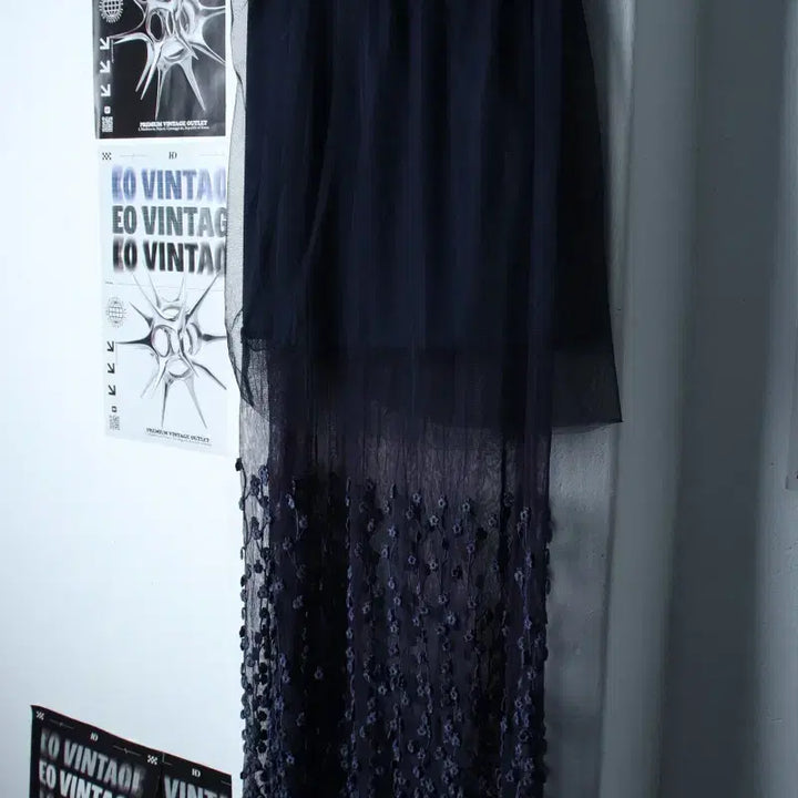 [BUNJANG] DewyDewy Layered Flower Skirt Navy / W(M-L) 듀이듀이 스커트 치마 레이어드 플라워 네이비-262F