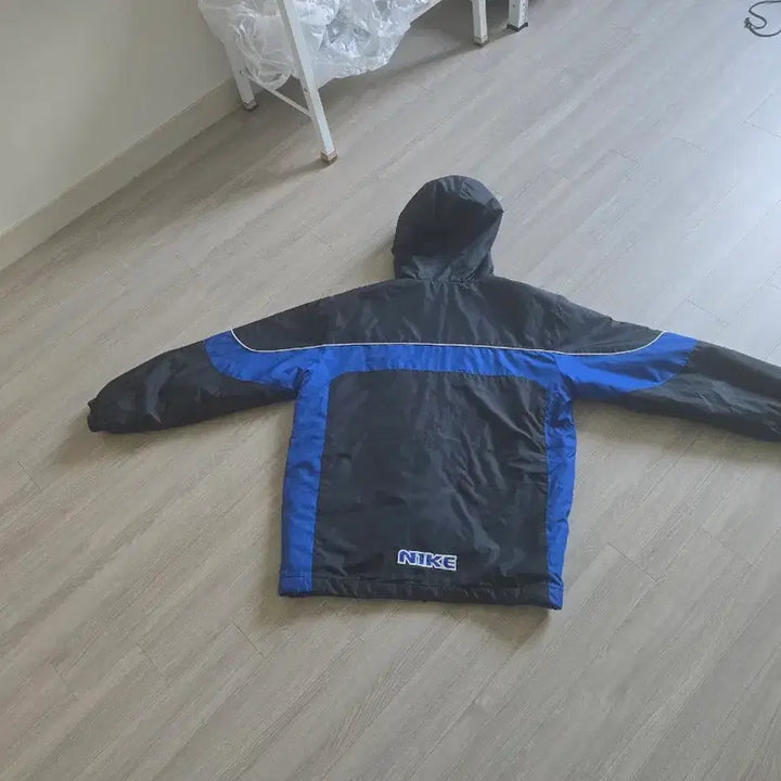 [BUNJANG] Nike Old School Windbreaker Jacket Medium / 나이키 올드스쿨 바람막이 m사이즈