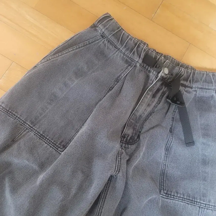 [BUNJANG] Wide Leg Denim Pants with Belt Detail / 와이드 데님 벨트바지
