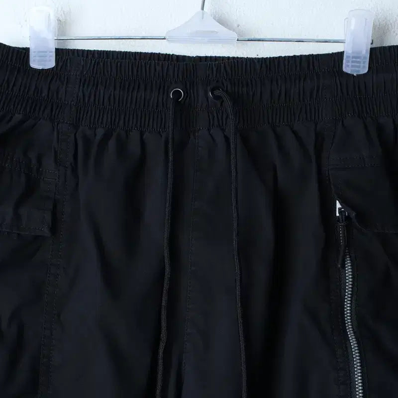 [BUNJANG] Nike Cargo Banding Shorts Black / (M) 나이키 반바지 팬츠 카고 밴딩 블랙 스트릿-2630