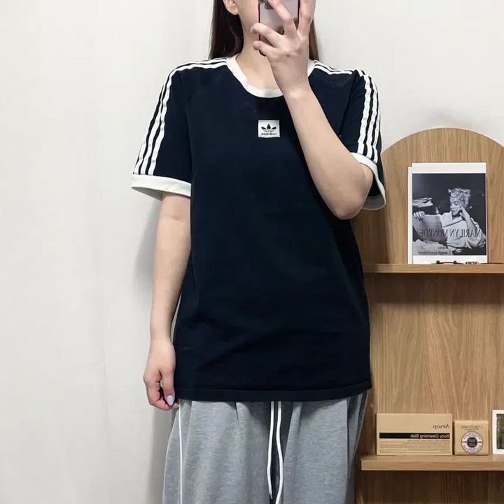[BUNJANG] Adidas Black Embroidered Box Logo T-Shirt XL / [정품] 아디다스 블랙 자수 박스로고 반팔티 [ XL ]