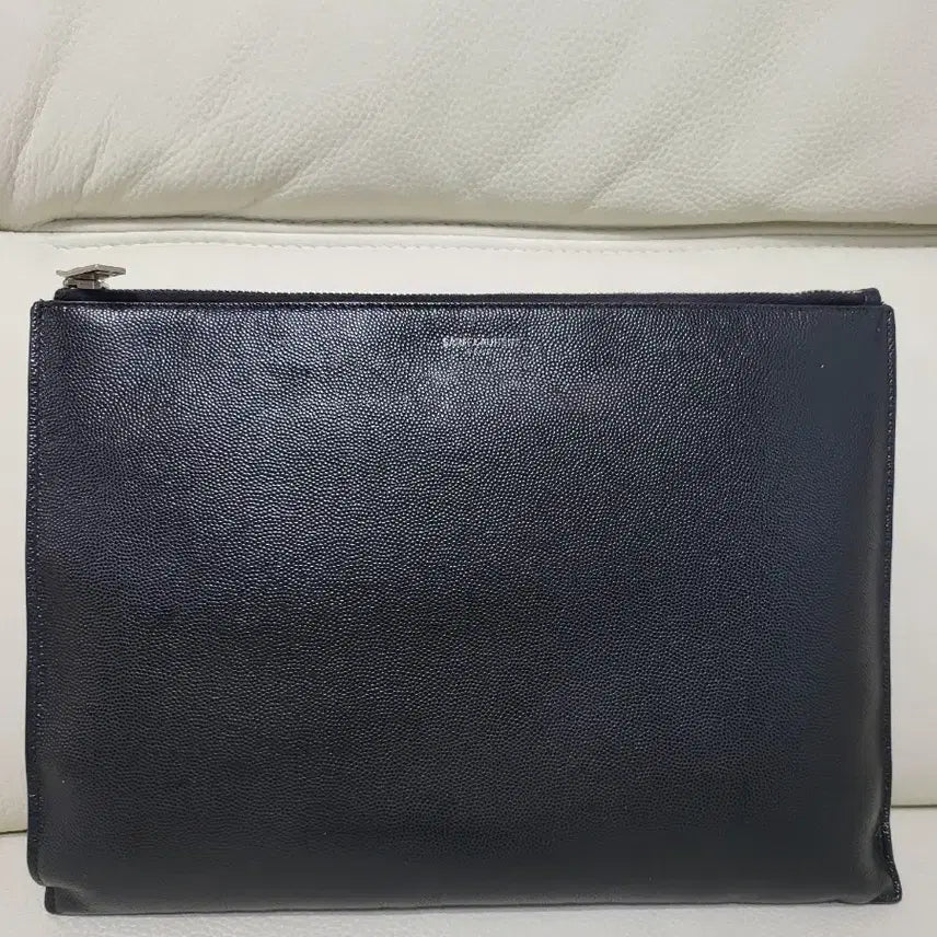 [BUNJANG] Saint Laurent Medium Leather Clutch / 입생로랑 클러치 미듐 정품