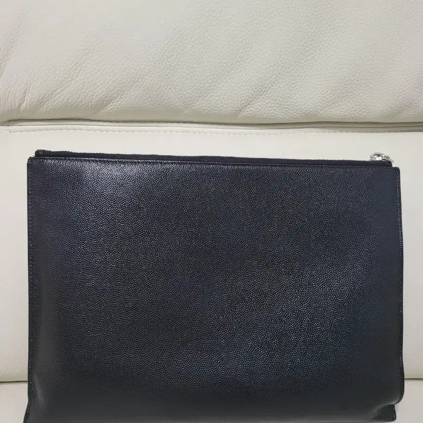 [BUNJANG] Saint Laurent Medium Leather Clutch / 입생로랑 클러치 미듐 정품