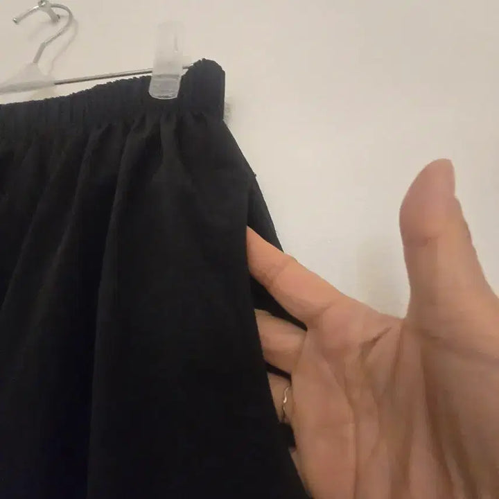 [BUNJANG] Black Adjustable Hem String Pants / 바스락 블랙 밑단조절 스트링  팬츠