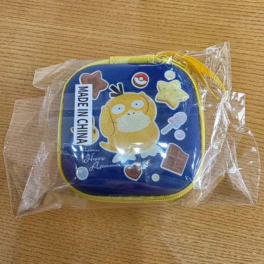 [BUNJANG] Olive Young Millet It Pokemon Psyduck Pouch (Sealed) / 올리브영 밀잇 포켓몬 고라파덕 파우치(미개봉) 팔아요