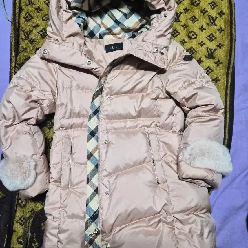 [BUNJANG] Daks Pink Fur Trimmed Down Padding Coat / 닥스 핑크 퍼 장식 다운 패딩 코트