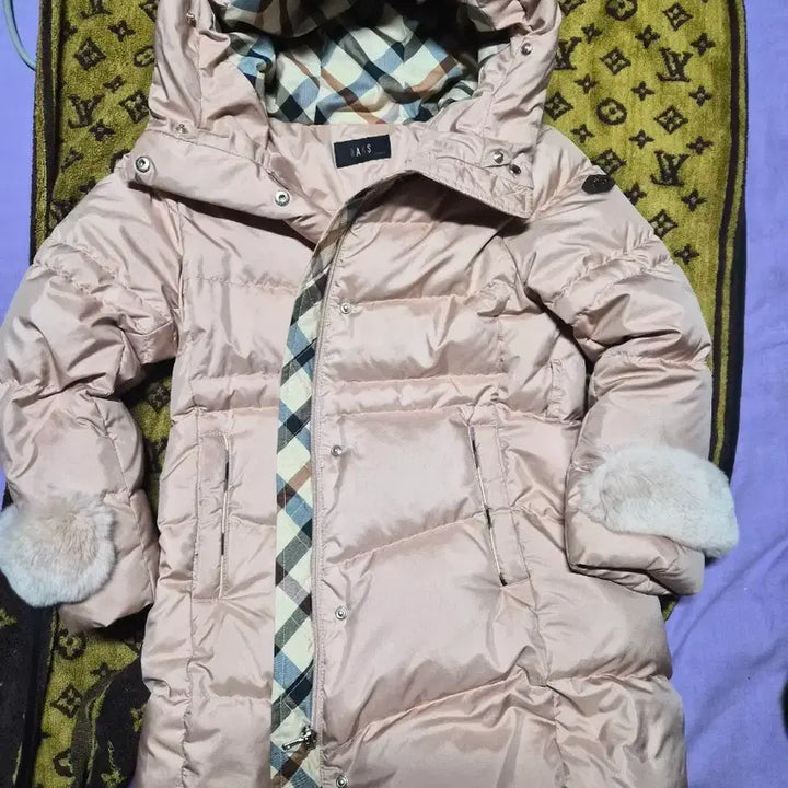 [BUNJANG] Daks Pink Fur Trimmed Down Padding Coat / 닥스 핑크 퍼 장식 다운 패딩 코트