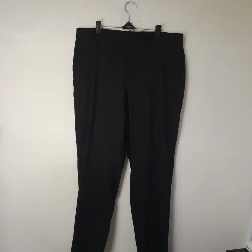 [BUNJANG] Theory Curtis Eco Crunch Black Linen Pants 32" / 22SS Theory 커티스 에코 크런치 블랙 린넨팬츠 32"