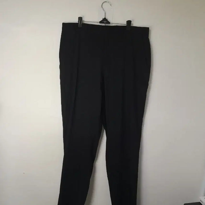 [BUNJANG] Theory Curtis Eco Crunch Black Linen Pants 32" / 22SS Theory 커티스 에코 크런치 블랙 린넨팬츠 32"