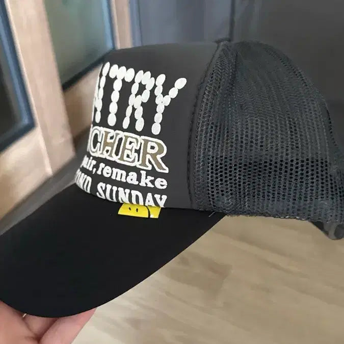 [SOLD OUT] 캐피탈 KOUNTRY CLUTCHER 볼캡 새상품 팔아요