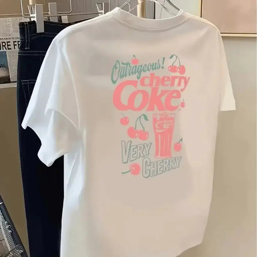 [BUNJANG] Coca-Cola Cherry White T-Shirt / 코카콜라 체리 화이트 반팔 티셔츠