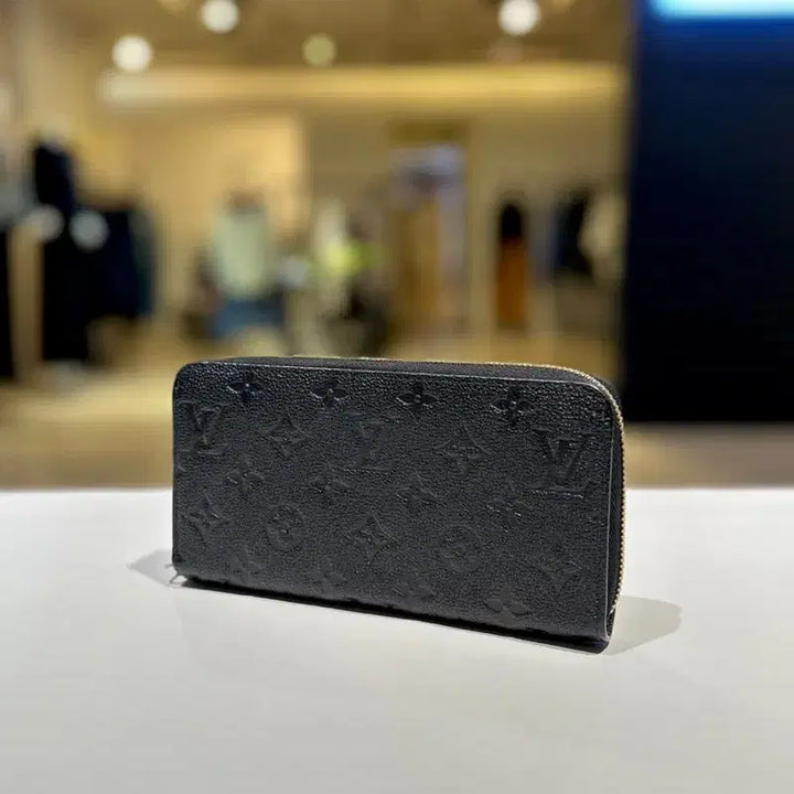 [BUNJANG] Louis Vuitton Empreinte Noir Zippy Long Wallet M61864 / 루이비통 앙프렝뜨 느와르 지피 장지갑 M61864
