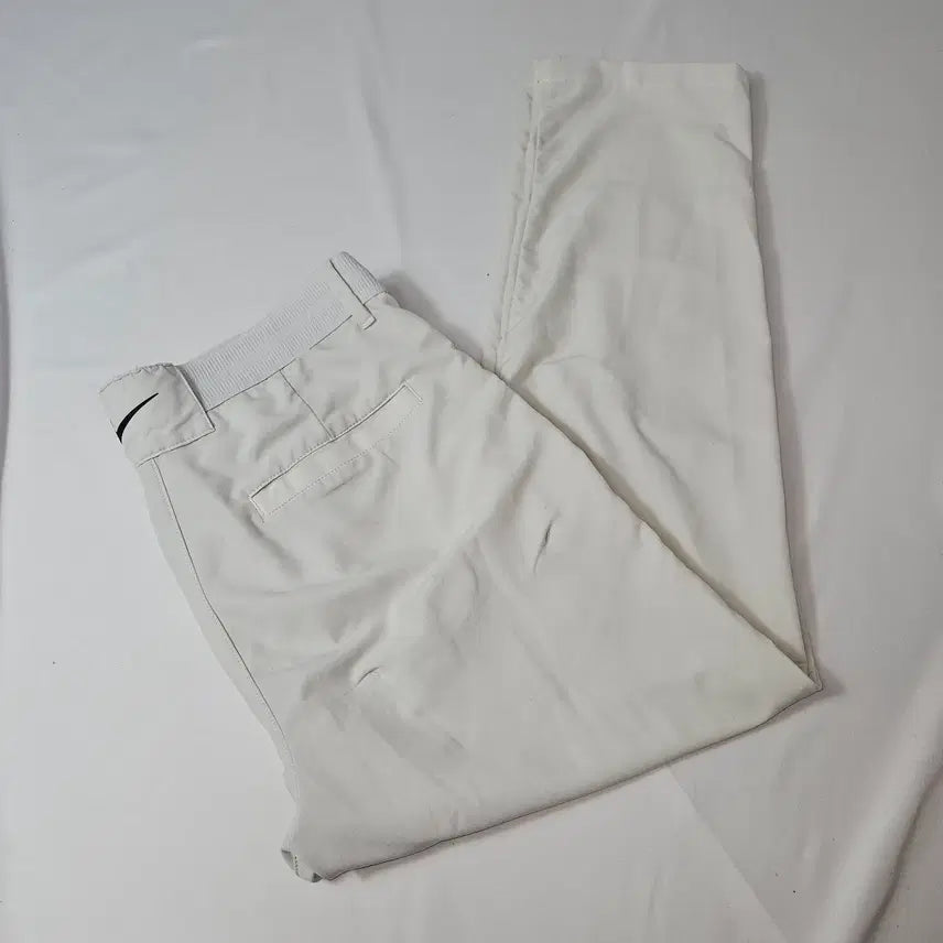 [SOLD OUT] 나이키 골프 기능성 베이퍼 슬랙스 팬츠 바지 골프웨어 스우시 32
