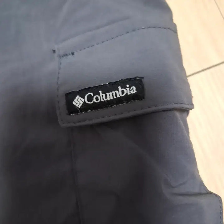 [BUNJANG] Columbia Shorts / 컬럼비아 반바지
