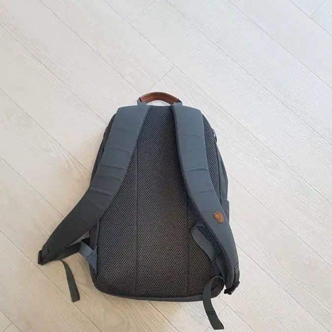 [SOLD OUT] 피엘라벤 레이븐 남성 20 백팩 가방