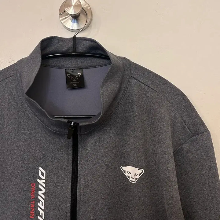 [BUNJANG] Dynafit Training Jacket XL Grey / 다이나핏 트레이닝 자켓 XL 그레이