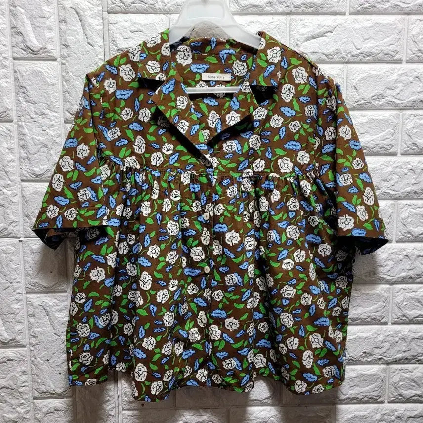 [BUNJANG] Hippe Story Flower Pattern Cotton Short-Sleeve Blouse / hippe story 플라워 패턴 면반팔 블라우스