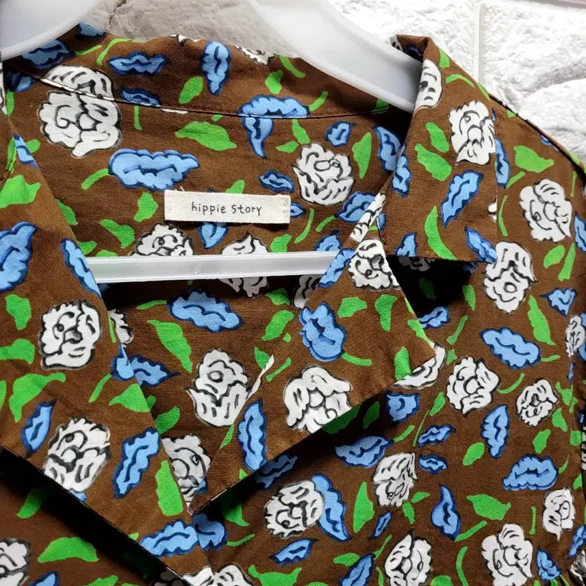 [BUNJANG] Hippe Story Flower Pattern Cotton Short-Sleeve Blouse / hippe story 플라워 패턴 면반팔 블라우스