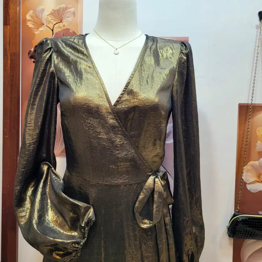 [BUNJANG] And Other Stories Pearl Gold Wrap Dress / 앤아더스토리즈 펄 골드 랩 원피스