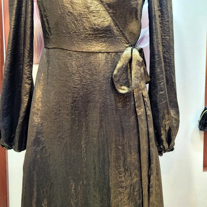 [BUNJANG] And Other Stories Pearl Gold Wrap Dress / 앤아더스토리즈 펄 골드 랩 원피스