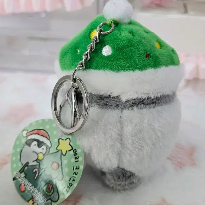 [BUNJANG] Koupen-chan Penguin Plush Toy with Christmas Hat / 코우펜짱 펭귄 인형 어린이날