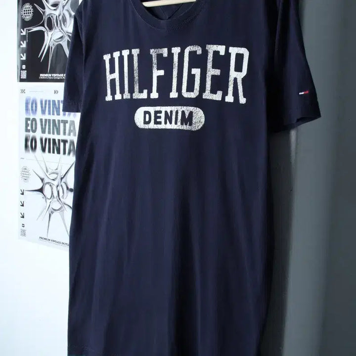[BUNJANG] Tommy Hilfiger Big Logo T-Shirt Navy (L-XL) / (L-XL) 타미힐피거 반팔 티셔츠 빅로고 네이비 에이징-18662