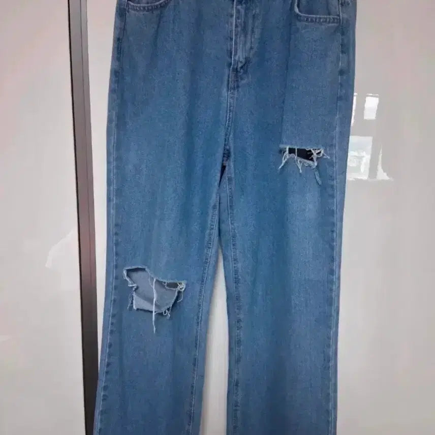 [BUNJANG] Wide Fit Distressed Jeans / 데미지 청바지