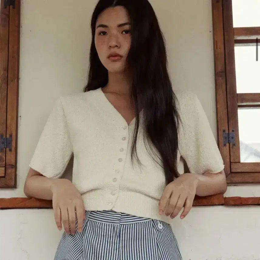 [BUNJANG] Ged Tail Cropped Short-Sleeve Cardigan Ivory / 게드 ged 테일 크롭 반팔가디건