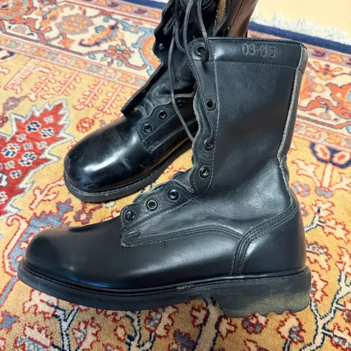 [BUNJANG] Pre-owned Combat Boots 280mm - Military Grade / (A급) 구형 전투화 280 군화 부츠 워커 밀리터리 군용 등산