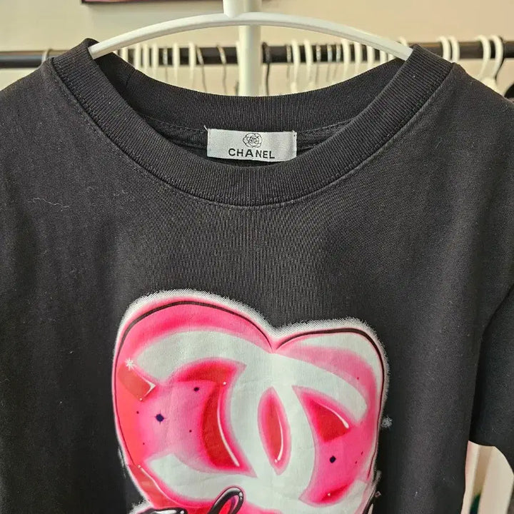 [BUNJANG] SHA Black Logo Short Sleeve T-Shirt / 샤 블랙 로고 반팔 티셔츠