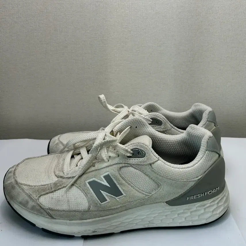 [BUNJANG] New Balance Fresh Foam 1880 Running/Walking Shoes (270) / 뉴발란스 프레쉬폼 1880 런닝화/워킹화 (270)