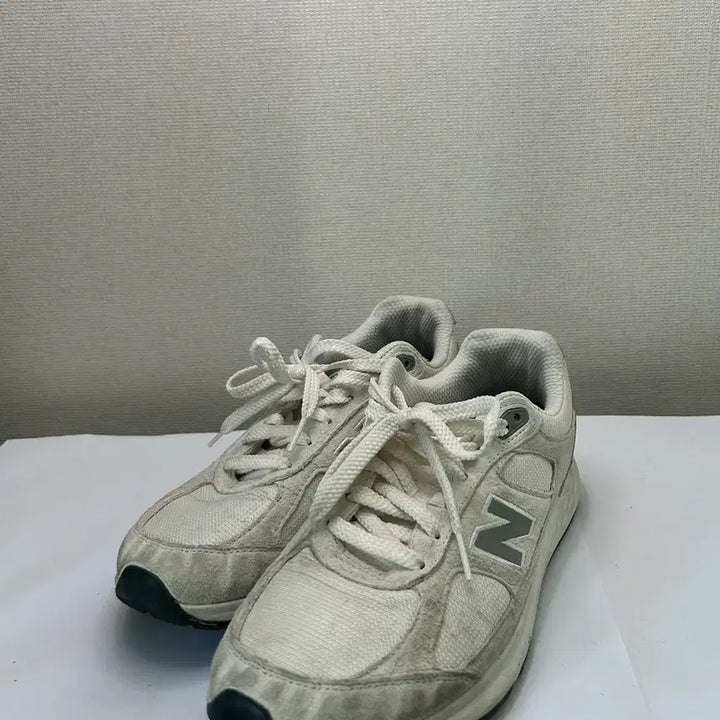 [BUNJANG] New Balance Fresh Foam 1880 Running/Walking Shoes (270) / 뉴발란스 프레쉬폼 1880 런닝화/워킹화 (270)
