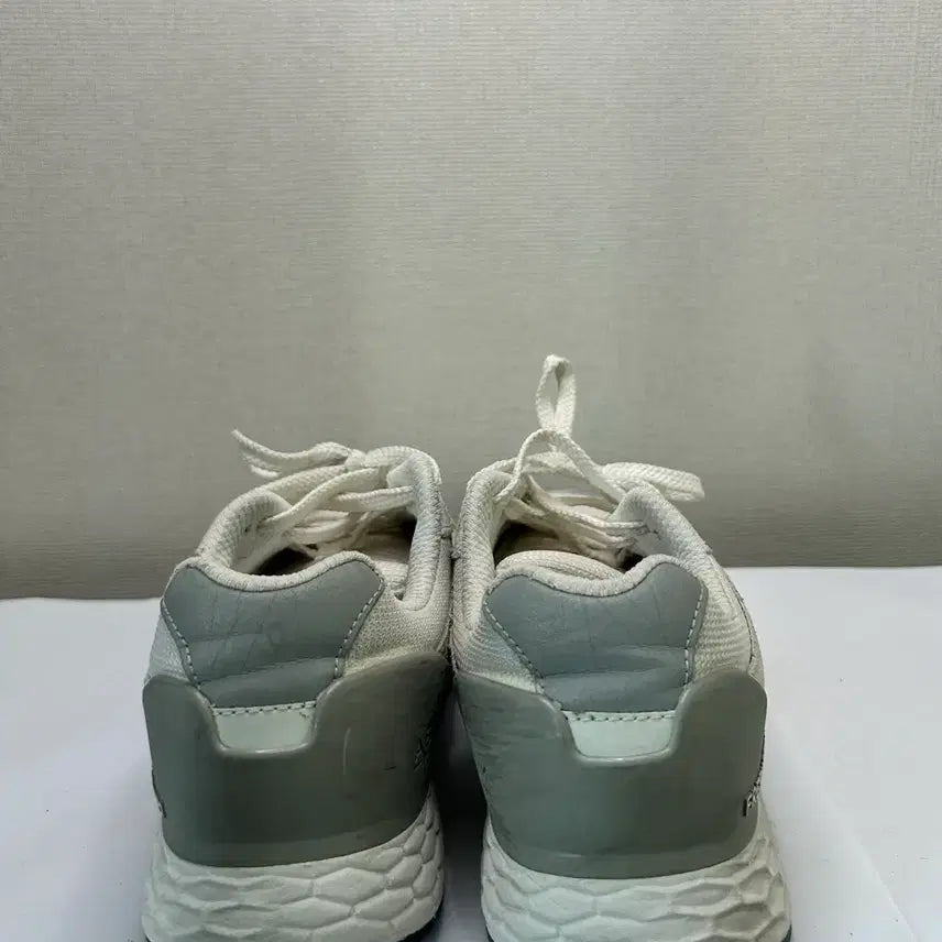 [BUNJANG] New Balance Fresh Foam 1880 Running/Walking Shoes (270) / 뉴발란스 프레쉬폼 1880 런닝화/워킹화 (270)