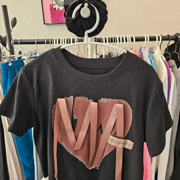 [BUNJANG] Heart Ribbon Crop Short Sleeve T-Shirt Black / 하트 리본 크롭 반팔 티셔츠 블랙
